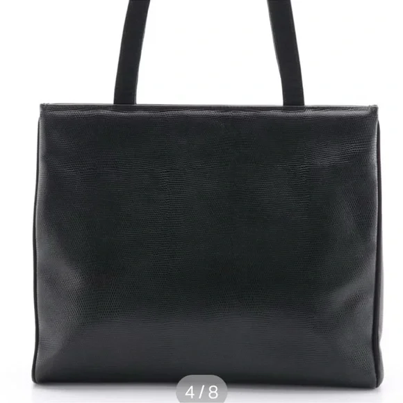 Salvatore Ferragamo Vintage Shoulder Bag Black Leather with Gold Accent - Picture 2 of 12